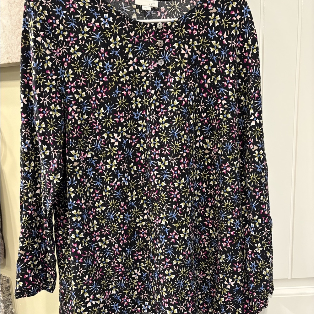 JJill tunic, black with pink, cream blue, green flower print